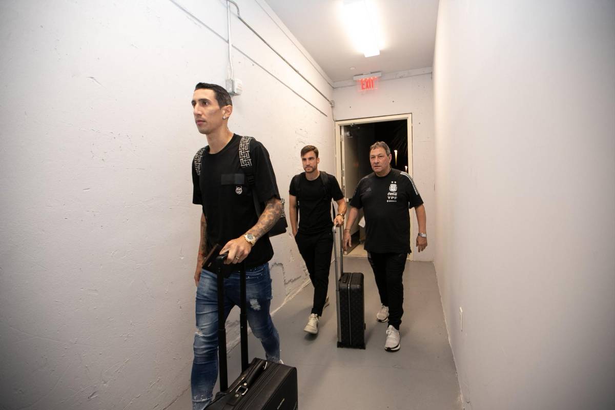¿Cuánto cuesta? Así es la camiseta ‘‘súper exclusiva’’ que lució Messi para sumarse a la selección argentina previo al partido contra Honduras