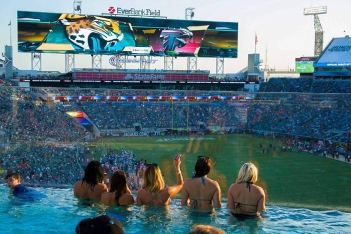 ¡HASTA CON PISCINA! Así es el Hard Rock Stadium donde jugará el Barcelona contra el Real Madrid