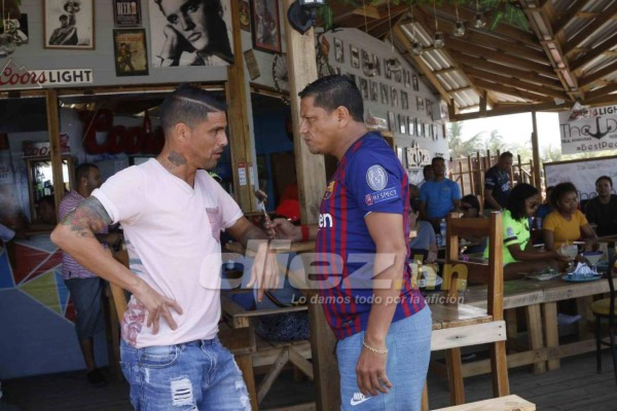 ¡Sol, playa y pan de coco! Así es la vida de Ramiro Bruschi con el Tela en la Liga de Ascenso