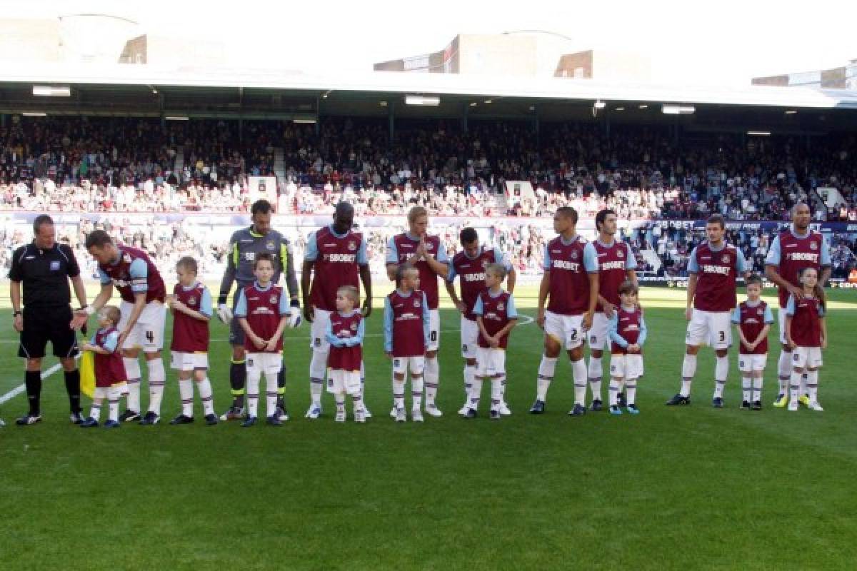 Premier League: Los precios elevados que pagan los niños para salir con los futbolistas