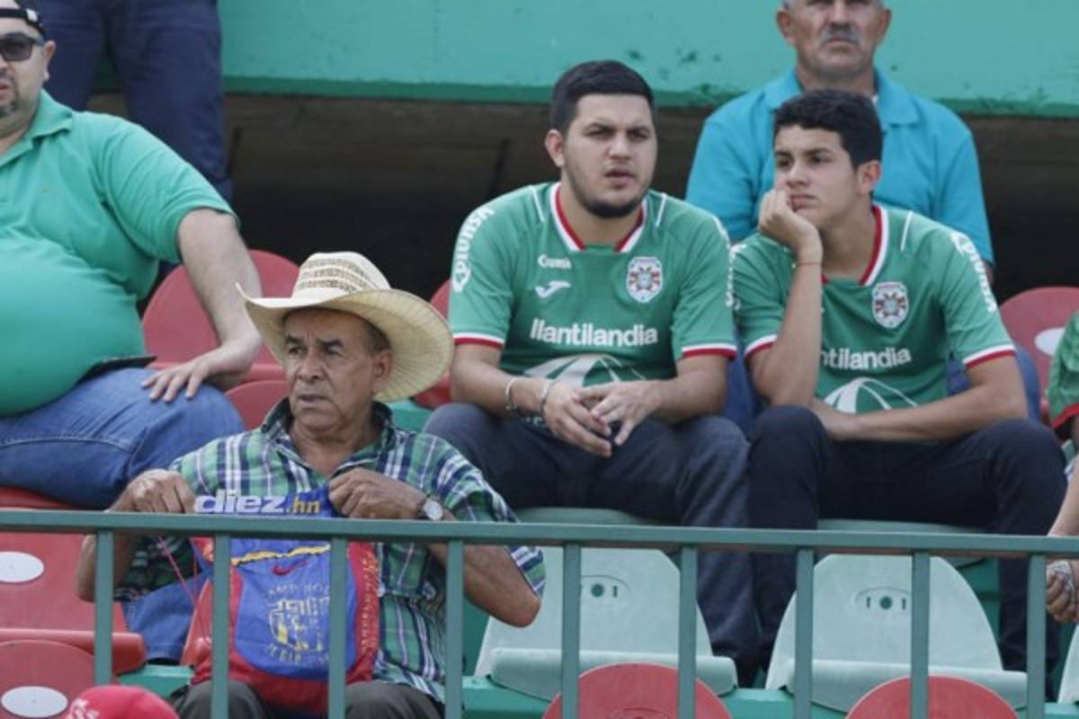 Fotos: Chicas lindas y ambiente familiar en las gradas del Yankel Rosenthal