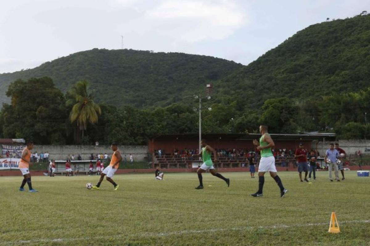 Así es el humilde estadio donde juega el 'PSG' de Honduras