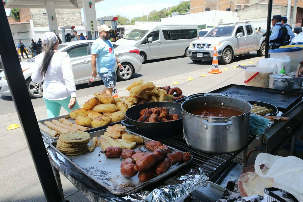 Bellezas, dolor, carnitas y personajes en el título 20 de Motagua en Honduras