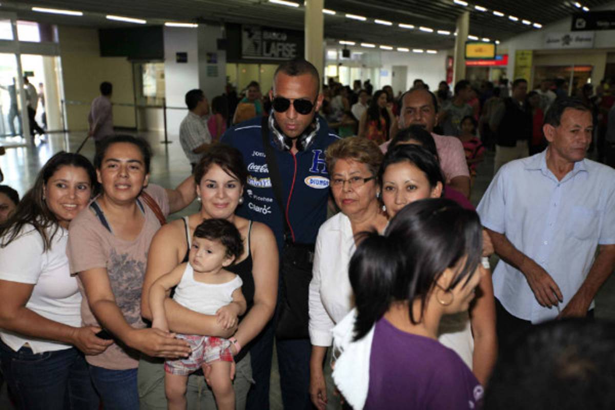 La Selección Nacional de Honduras partió hacia Costa Rica.