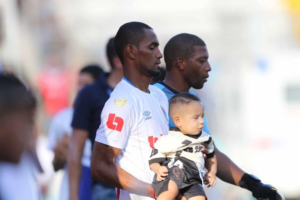 Lágrimas en Olimpia, frustración de Buba y un futbolista se despidió antes de la gran final contra Real España