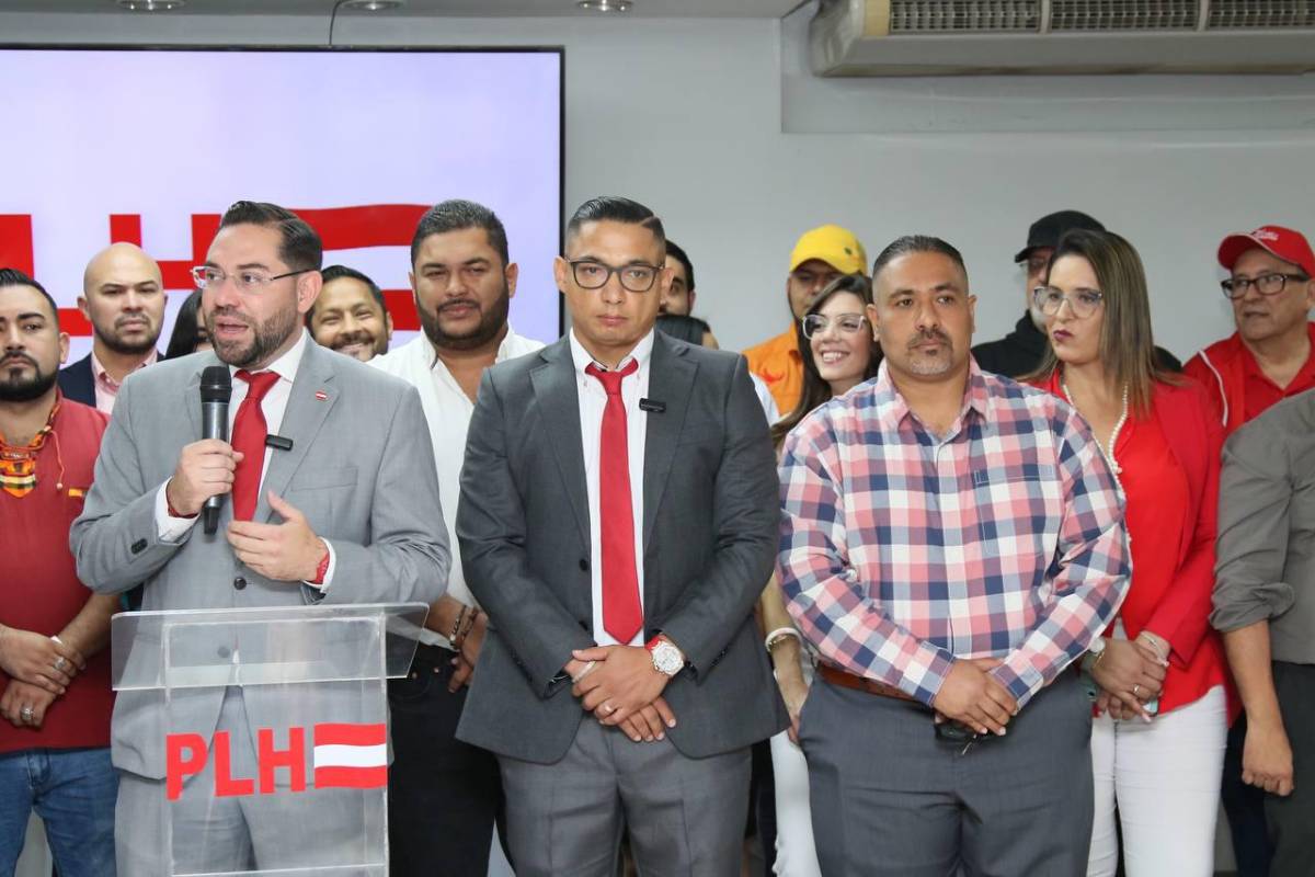 Así fue la presentación de la precandidatura a diputado de Emilio Izaguirre y sus primeras declaraciones