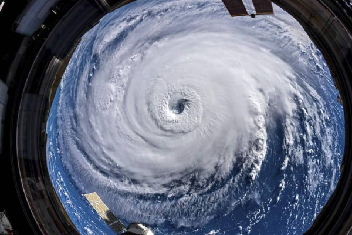 Así esperan en las costas de las Carolinas al poderoso huracán Florence