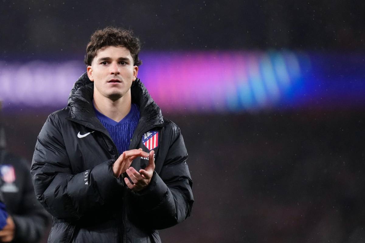 Julián Álvarez toma decisión y gigante de Europa ofrece 145 millones: duro golpe para Barcelona y PSG