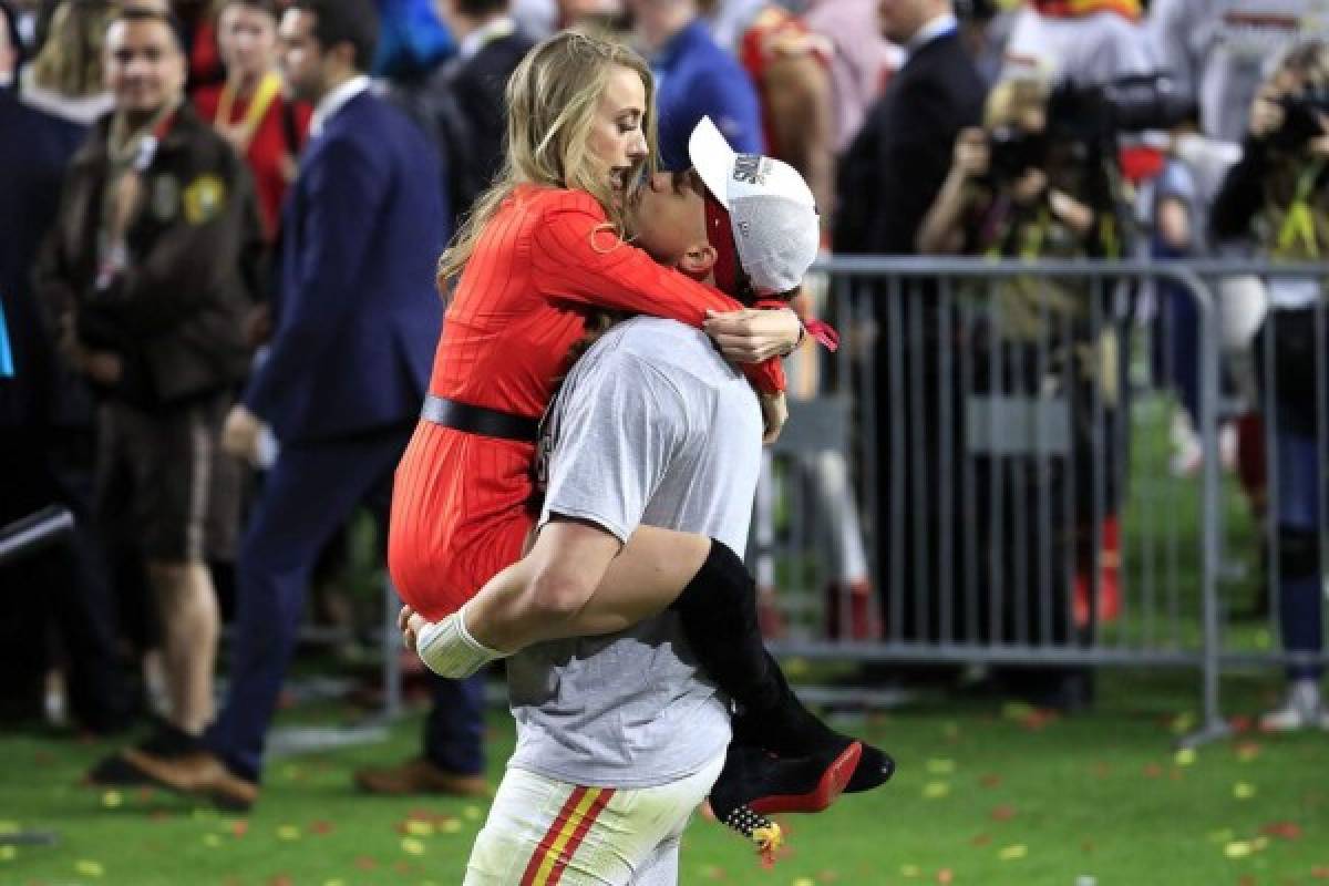 La futbolista Brittany Matthews, ardiente en sus vacaciones con el MVP del Super Bowl 2020