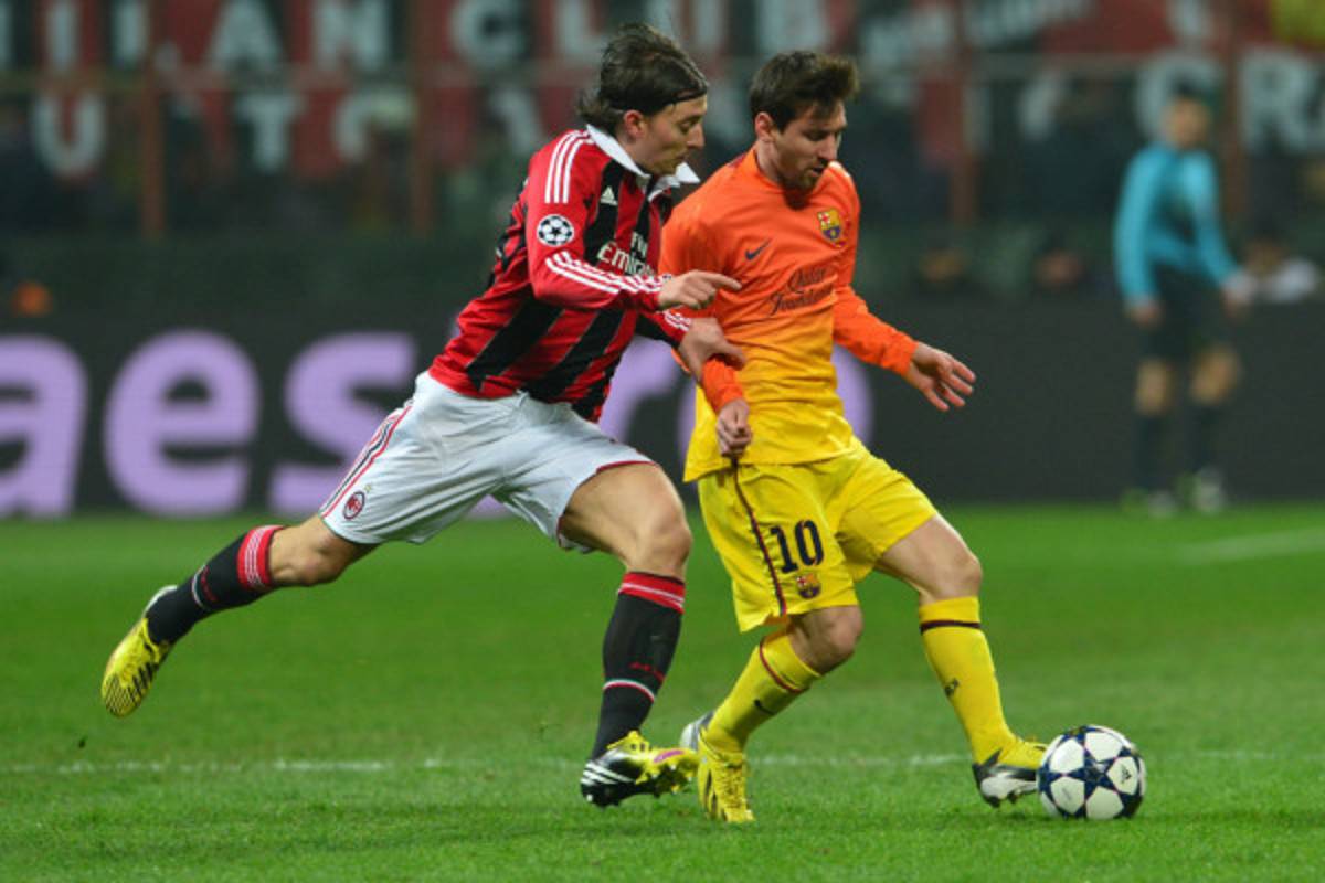 Milan venció 2-0 al Barcelona en un partido de la Champions League.