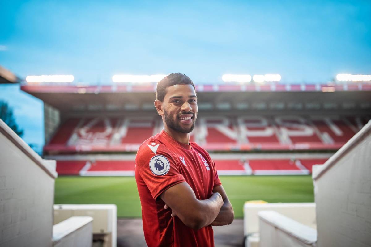 Mercado de europa: lo que dicen desde el Valladolid sobre Elis; sorpresivo trueque Barcelona-United y PSG cierra fichaje TOP