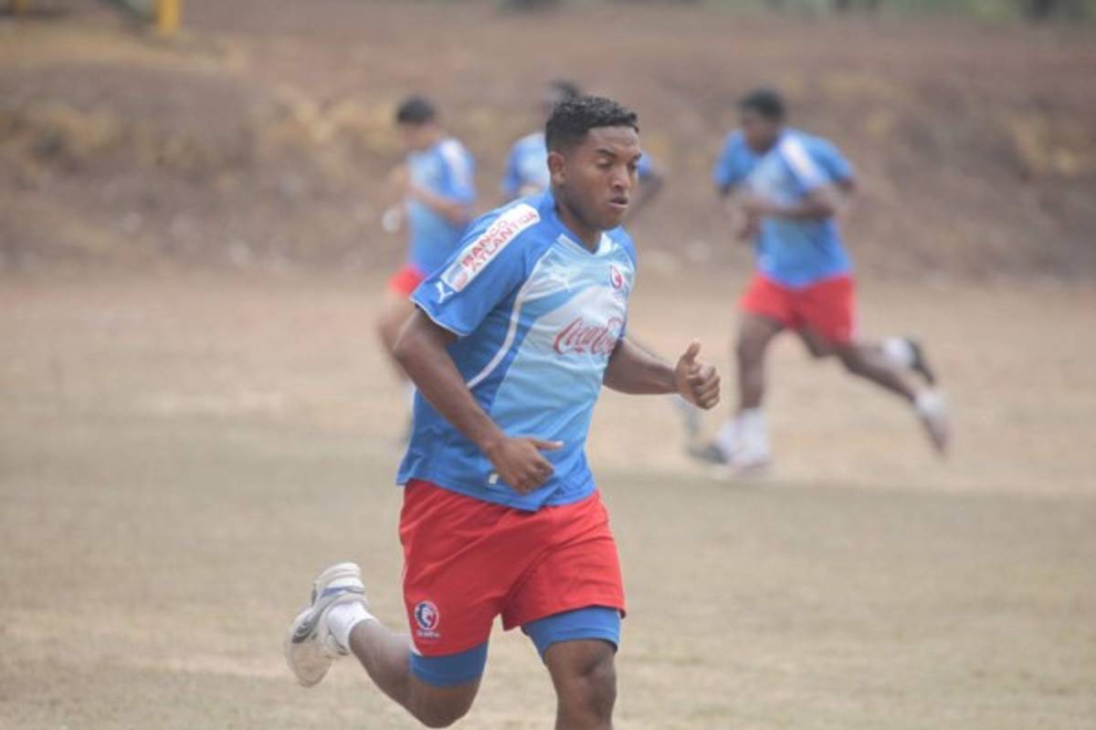 20 futbolistas hondureños con pasado en el Olimpia que quizá habías olvidado