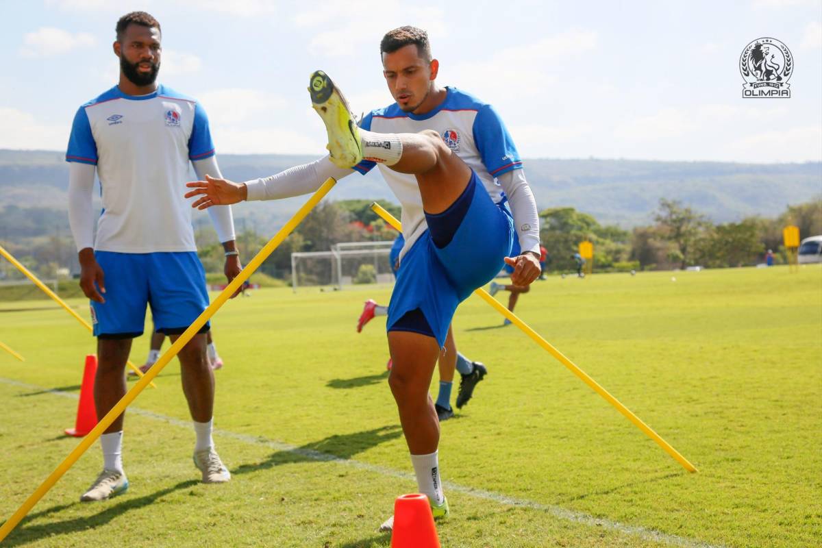 ¿Qué pasa con Edwin Rodríguez? Espinel decide si juega con 1 o 2 delanteros en la primera batalla de la final contra Real España