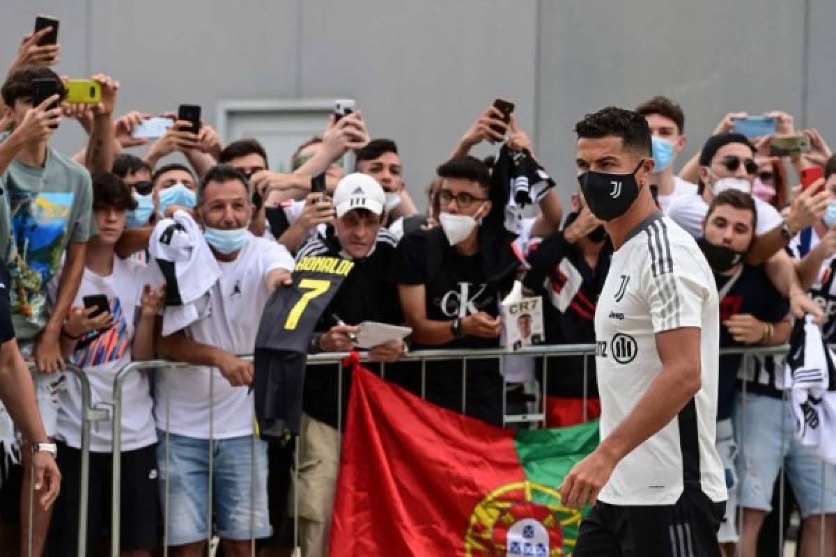 Así fue el regreso de Cristiano Ronaldo a la Juventus: el bonito gesto y locura de los aficionados