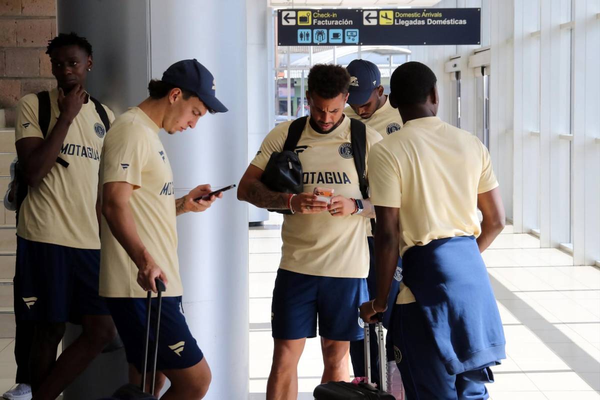 Fan sorprende a Marinacci y López: Motagua aterrizó en Honduras tras golear en Belice