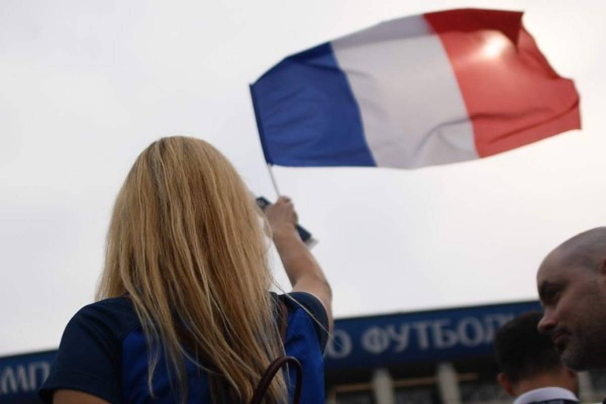 ¡AMBIENTAZO! Así se vive la previa de la final del Mundial Francia-Croacia