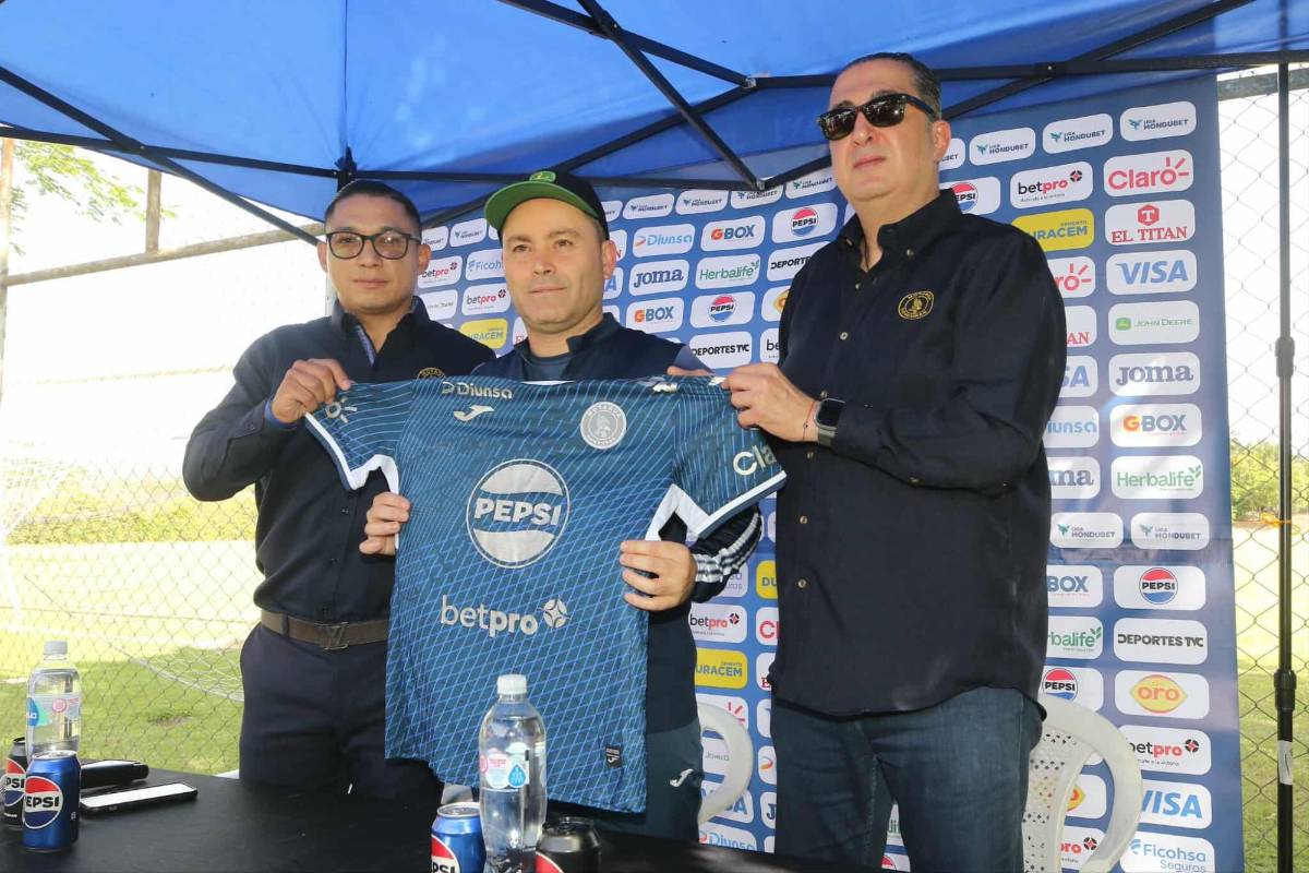 Javier López y su presentación en Motagua: ¿Qué pasó con los hijos de Diego?, la sorpresa y la 'misa negra' previa