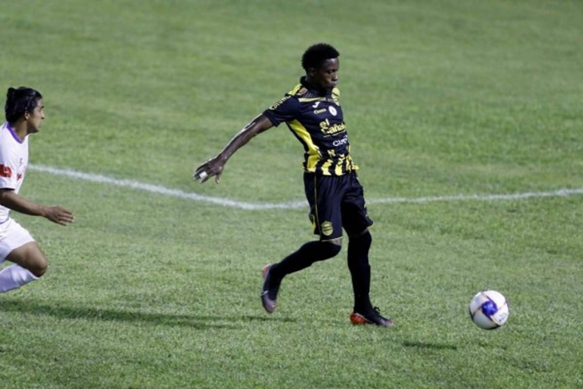 ¿José Alejando Reyes? El 11 titular del Real España ante Olimpia en el inicio de la era 'Potro' Gutiérrez