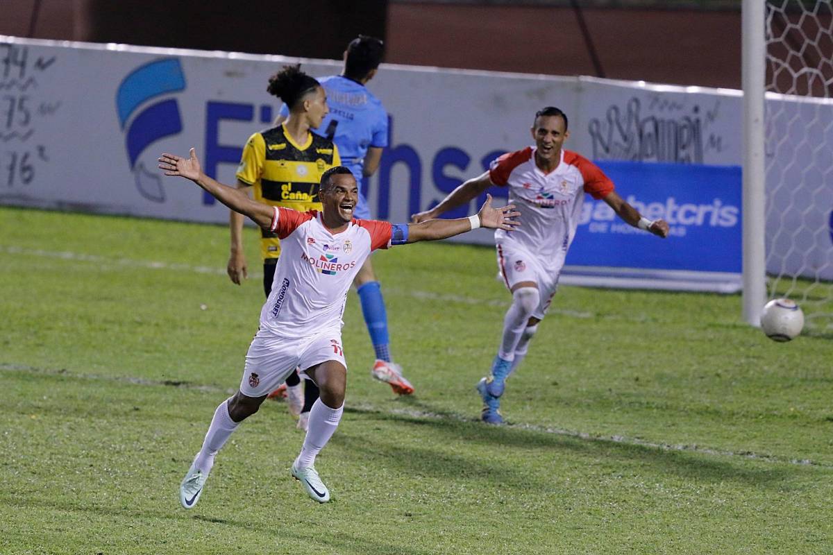 Lista privilegiada: ¡Los únicos 8 futbolistas en marcar más de 100 goles en Liga Nacional de Honduras!