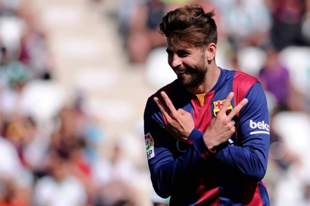 Barcelona demolió por 8 a 0 al Córdoba y se aferra al título .