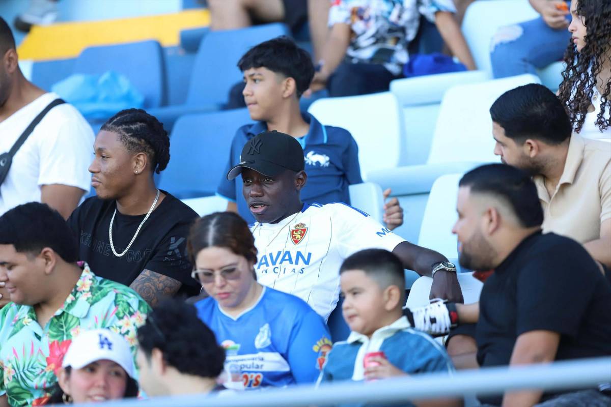 ¡La Ceiba de fiesta! Victoria celebró por lo alto, fichaje del Olimpia presente y exmundialista llegó a la final de Reservas