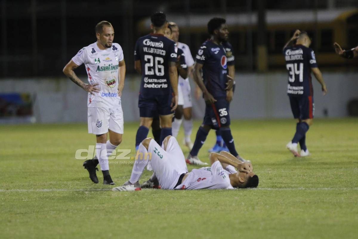 ¿Quién era la chica de negro en el Nacional? Belleza, colorido y lo que comía la Tota Medina en pleno juego Platense-Motagua