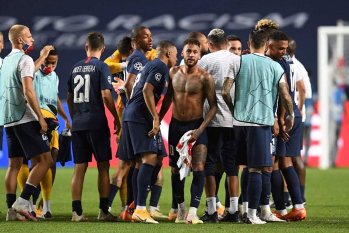 El sentimiento de Neymar: fiesta, cerveza y lágrimas tras la clasificación del PSG a la gran final de la Champions