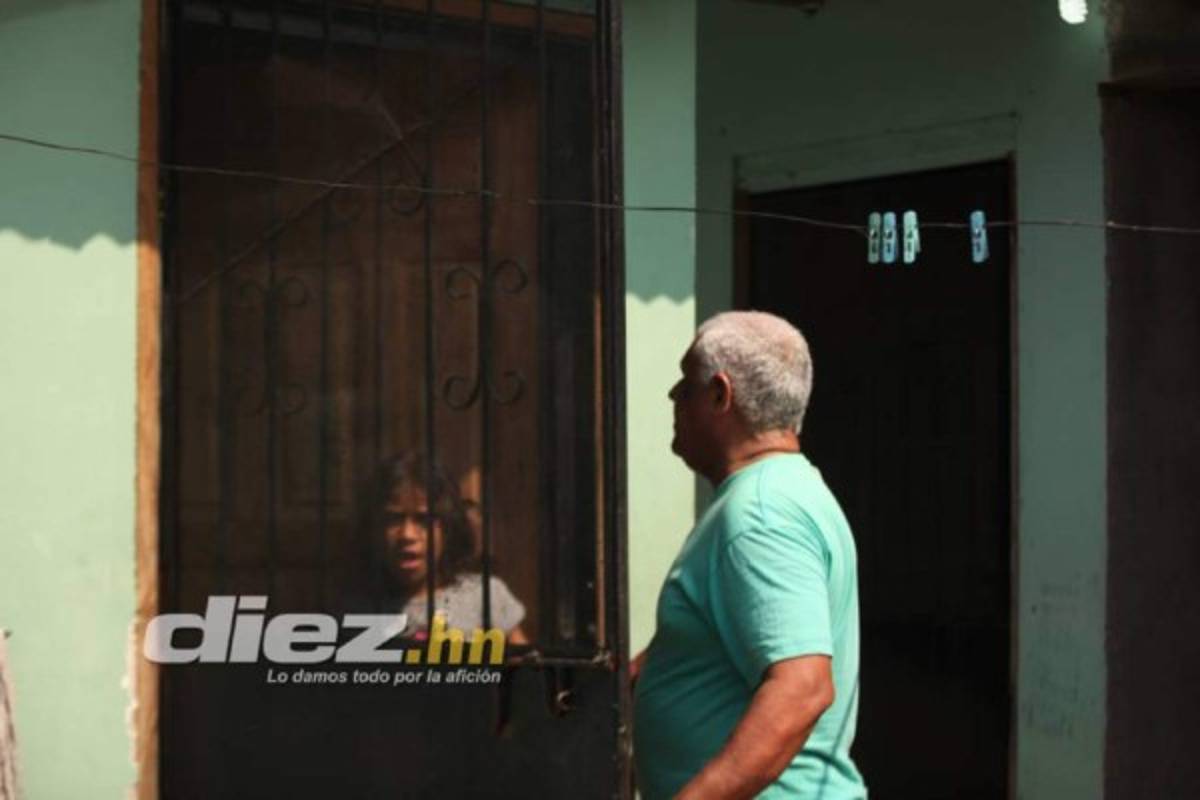 Cancha de tierra y gratos recuerdos: Así creció Bryan Acosta en La Ceiba
