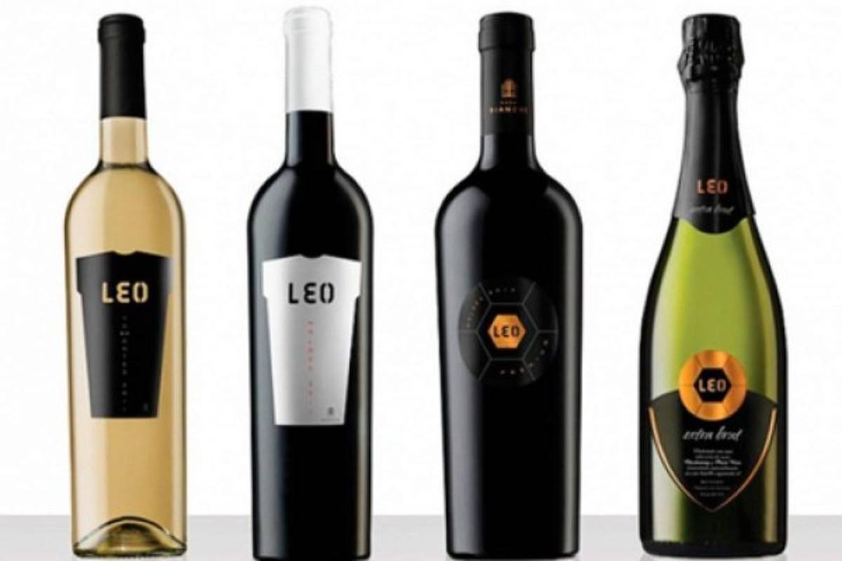 ¡Exitosos! Futbolistas triunfan dentro y fuera de la cancha