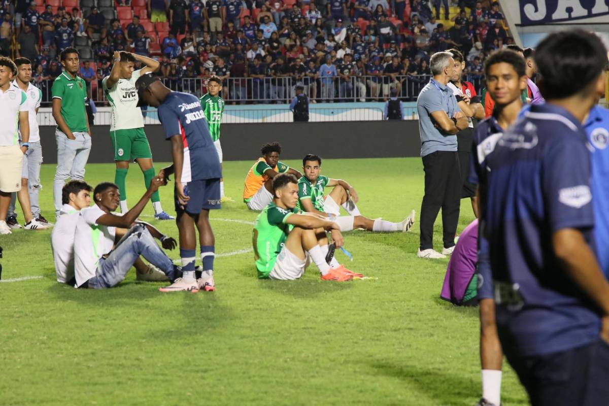 ¡Llanto, dolor y tristeza en Marathón! Así festejó Motagua su copa 20 de Liga Nacional