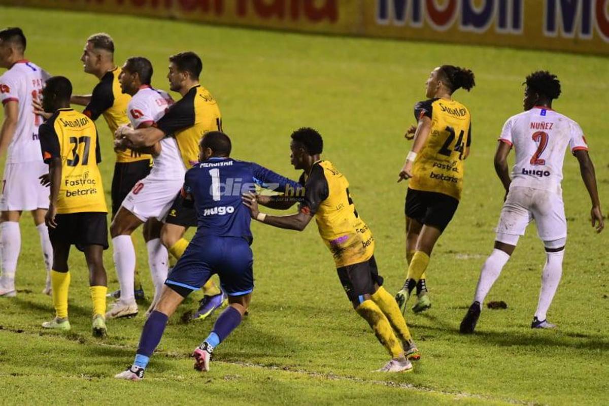 No lo viste en TV: La inesperada fotógrafa esposa de futbolista, la felicidad de Real España y Motagua; Pablo Lavallén sufrió desde el palco