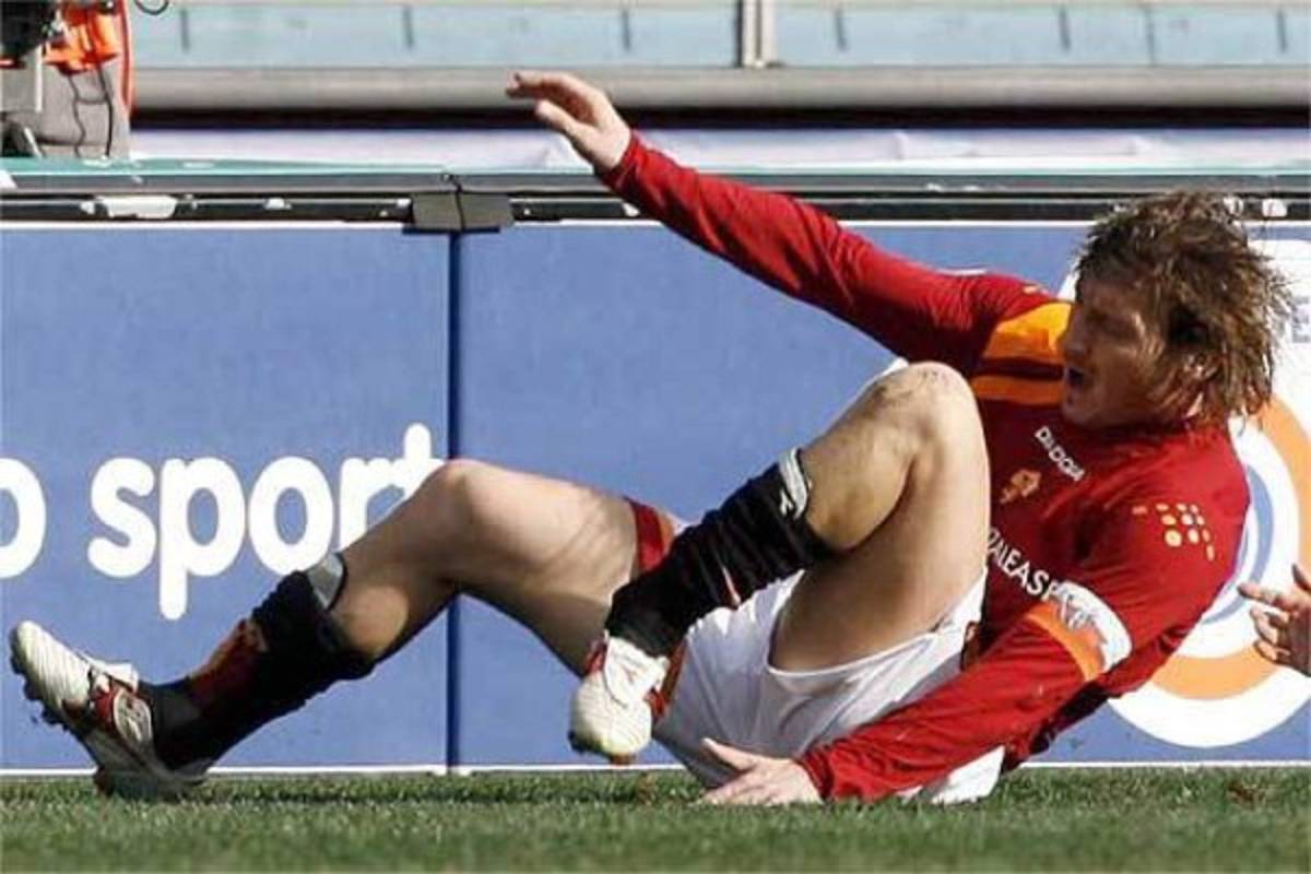 ¡De terror! Las lesiones más escalofriantes que se han visto en el mundo del fútbol