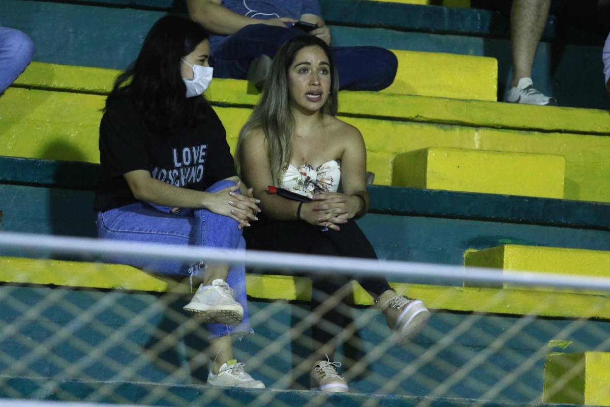 ¡Una de ellas robó suspiros! Las bellas chicas que engalanaron la jornada 2 del Torneo Clausura 2022