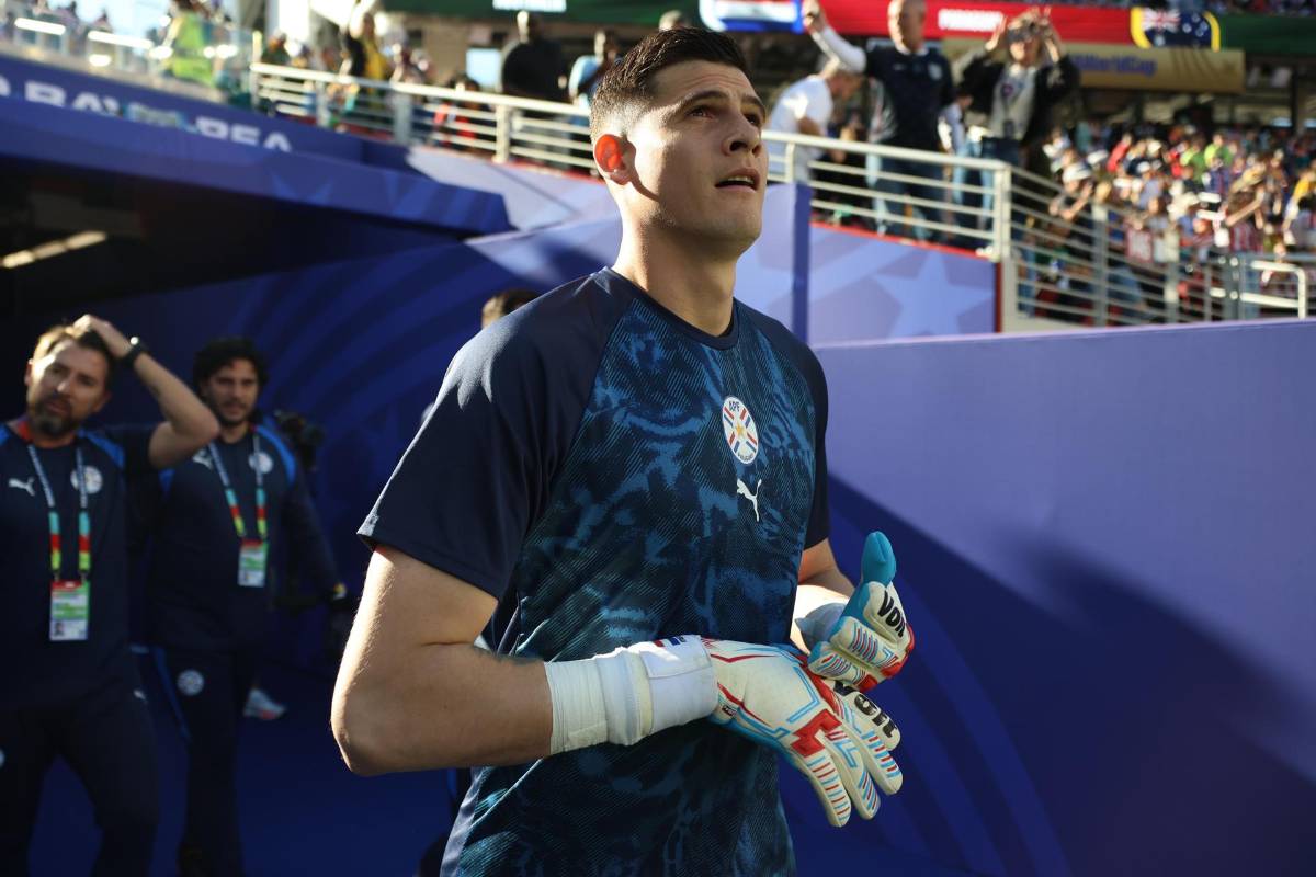 Chilavert lo llamó 'mudo': ¿Quién es Orlando Gill, el héroe de Paraguay?