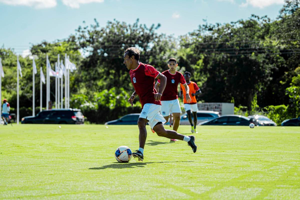 Con Bryan Moya: Así será el nuevo 11 del Olimpia de la mano de Pablo Lavallén para buscar el pentacampeonato