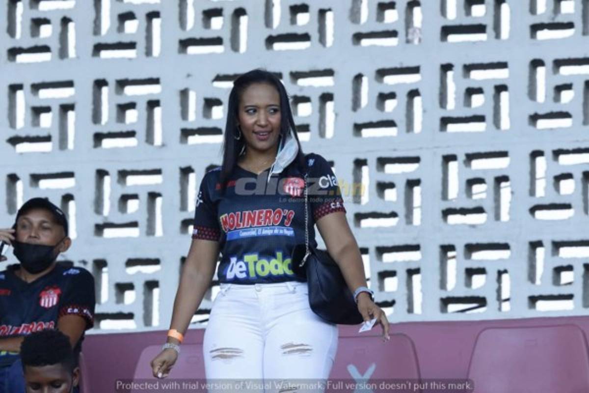 ¡No se vio en TV! El enorme beso de Chavasco; la belleza que eclipsó La Ceiba y la furia de Jorge Cardona