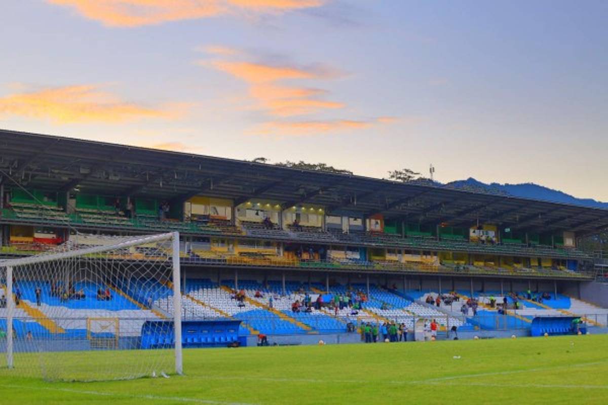 Las grandes diferencias entre los estadios de Honduras y Costa Rica