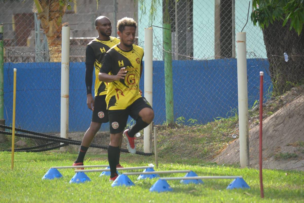 Los futbolistas claves del Génesis que construyeron el ascenso y tienen un puesto garantizado en primera división ¿Y cuántos fichajes han llegado?