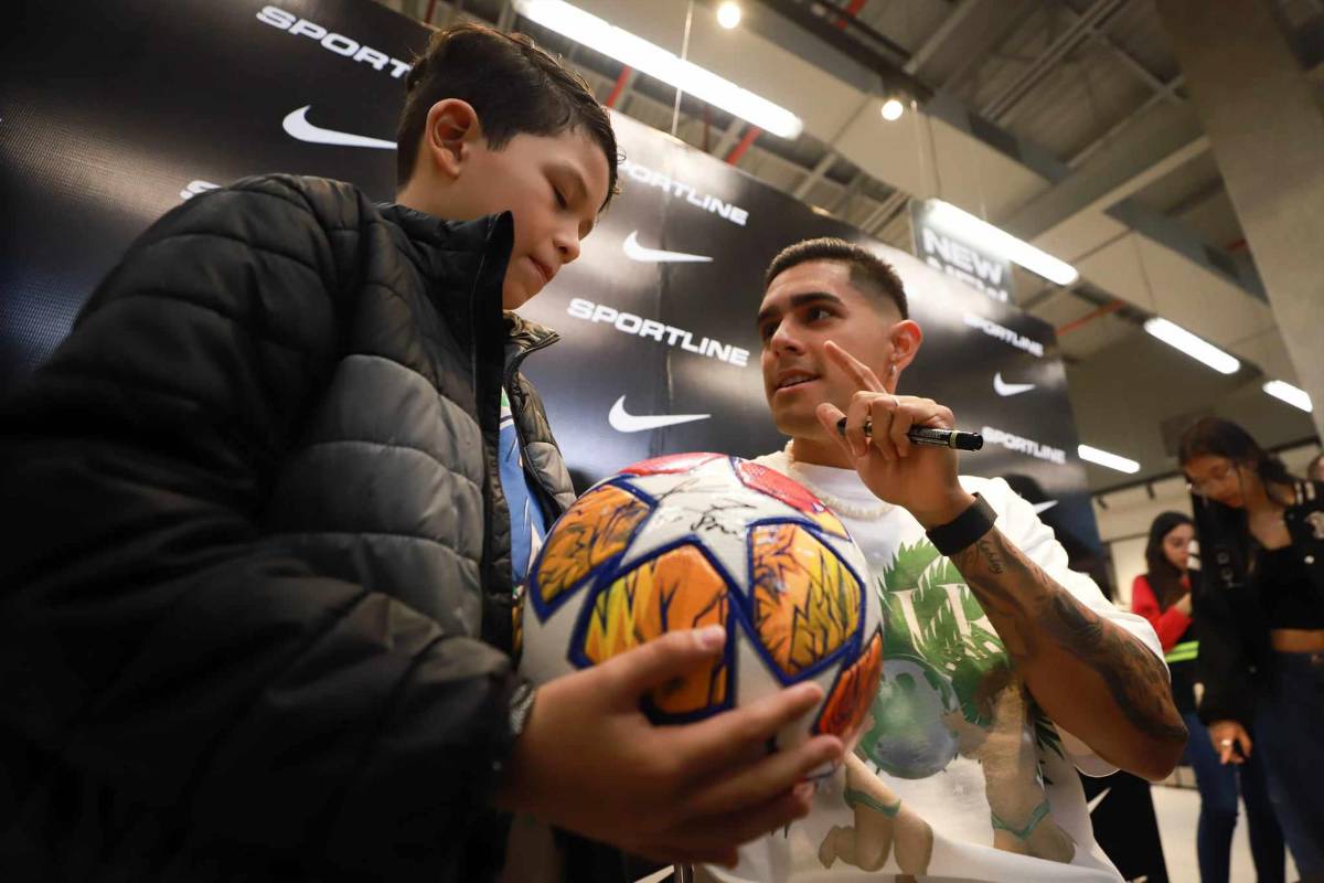 ¡Llenazo! Luis Palma, estrella del Celtic, firma autógrafos a sus fans: Los regalos sorpresivos que recibió ¿guiño al Olimpia?