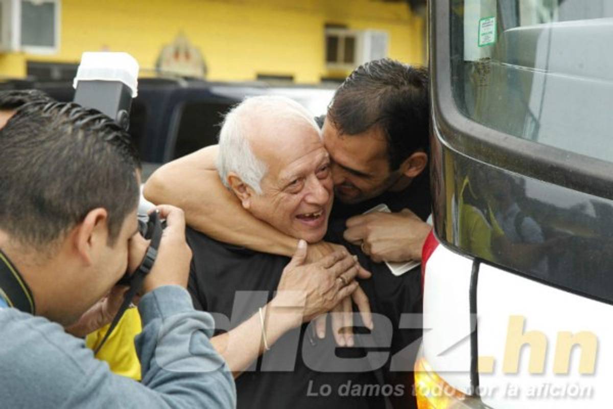 El curioso viaje de Real España a Tegucigalpa, llevaron hasta sus propias cobijas