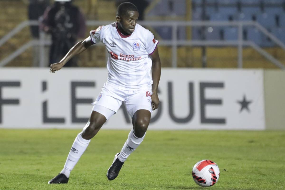 EL MERCADO: Motagua con nuevo fichaje, Marlon Licona iría a otro grande y el increíble futuro de Luis Garrido