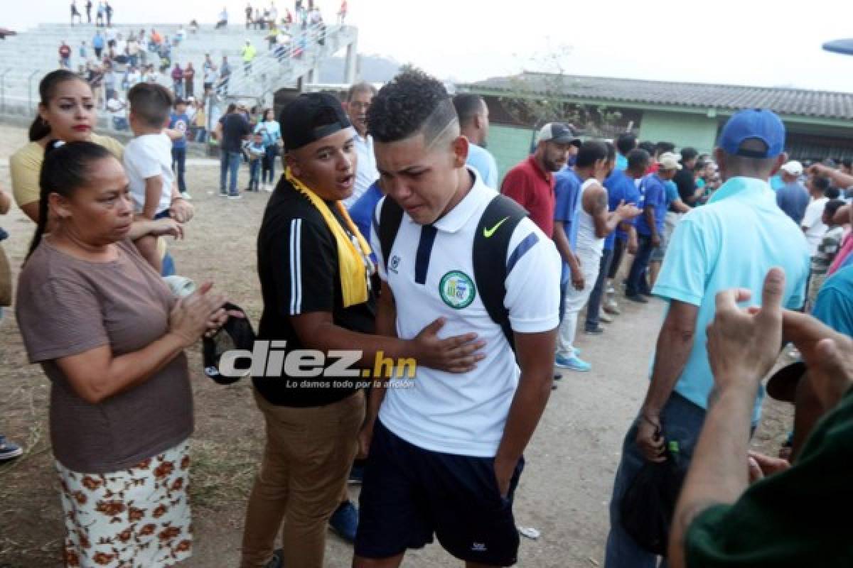 ¡Qué dolor! Los jugadores del Juticalpa y su sufrimiento tras el descenso