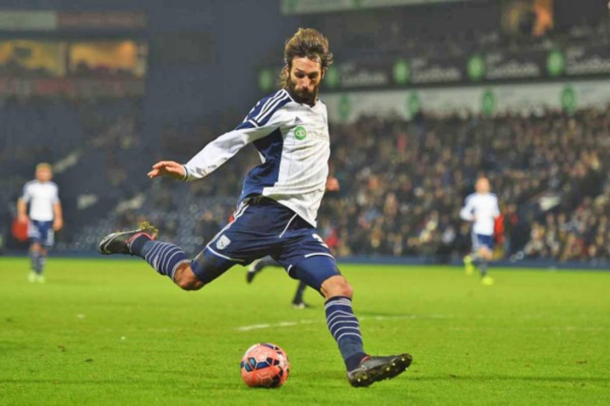 Los futbolistas que creíste que ya estaban retirados, pero siguen activos en ligas exóticas