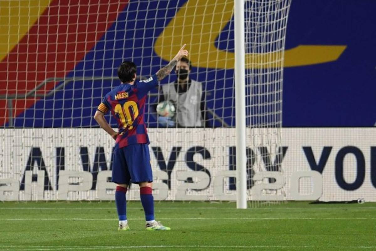 Fotos: El nuevo y raro festejo de Messi y así lució el Camp Nou en tiempos de coronavirus