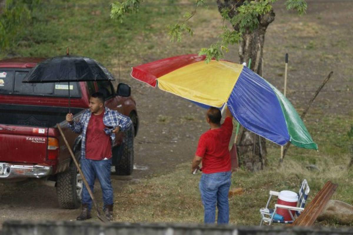 FOTOS: La lluvia, el invitado no deseado en la jornada 18 de la Liga Nacional