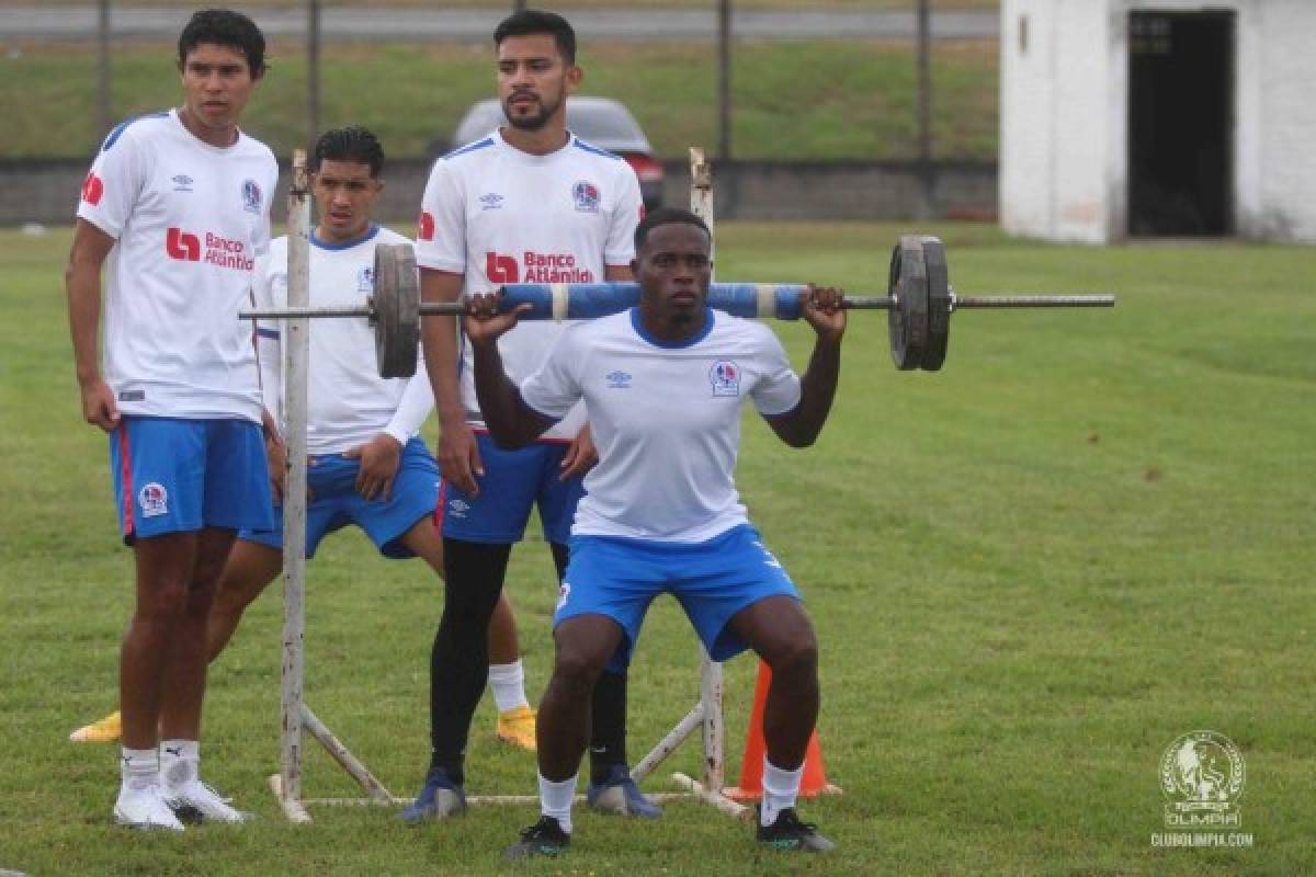 Un día más de trabajo: La alegría de Portillo en los intensos trabajos de Olimpia previo a Marathón