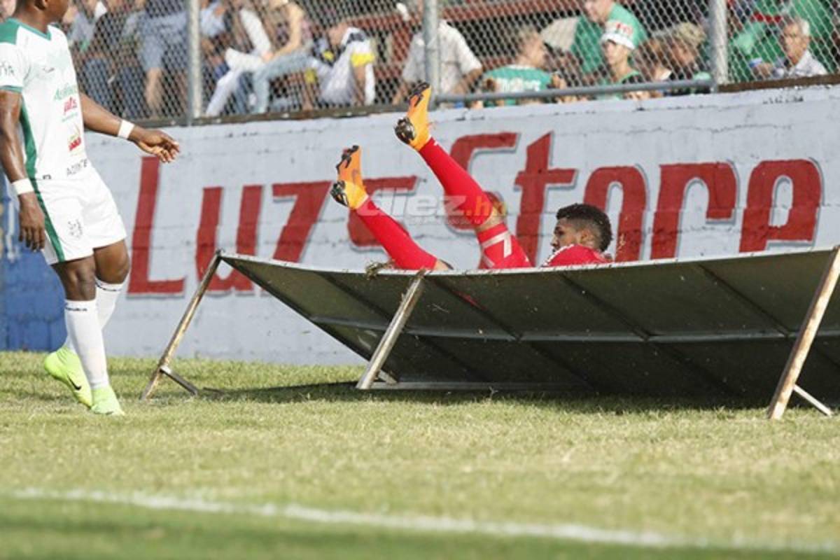 NO VISTE EN TV: Detallazo de Motagua con niños y accidente en el Excélsior