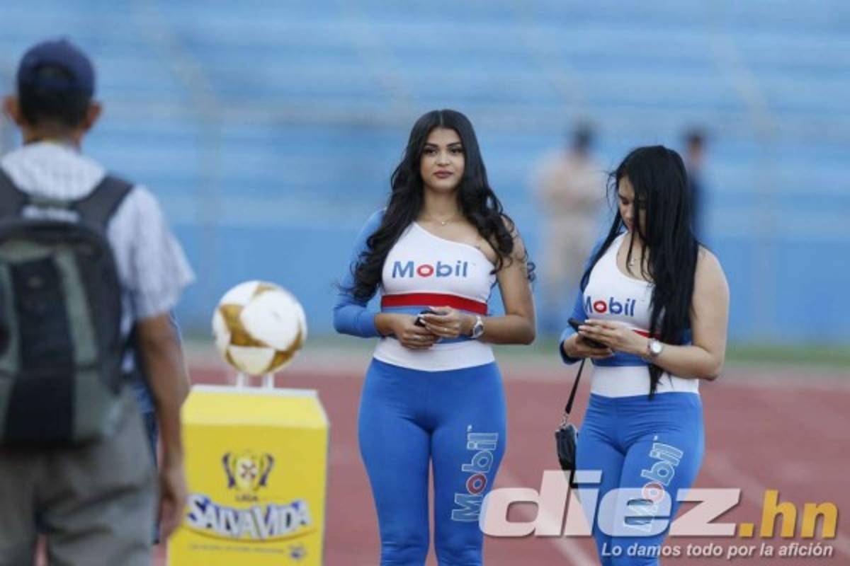 Las bellezas que llegaron al estadio Olímpico para el clásico Real España-Marathón