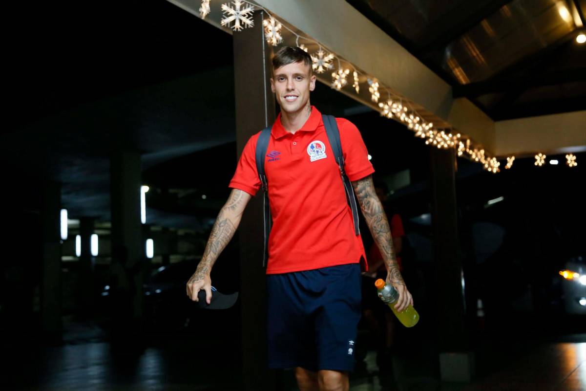 Olimpia llegó a San Pedro Sula para enfrentar a Real España en el Morazán: la curiosidad y, ¿viajó Jorge Álvarez?