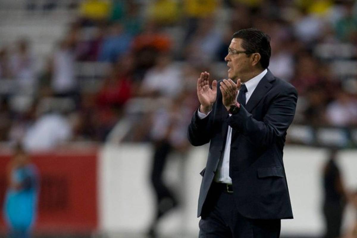 Costa Rica y los ocho candidatos a dirigir la selección tras salida de 'Machillo' Ramírez